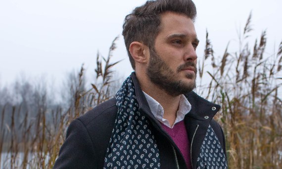 Szal męski – klasyka i elegancja w najlepszym wydaniu